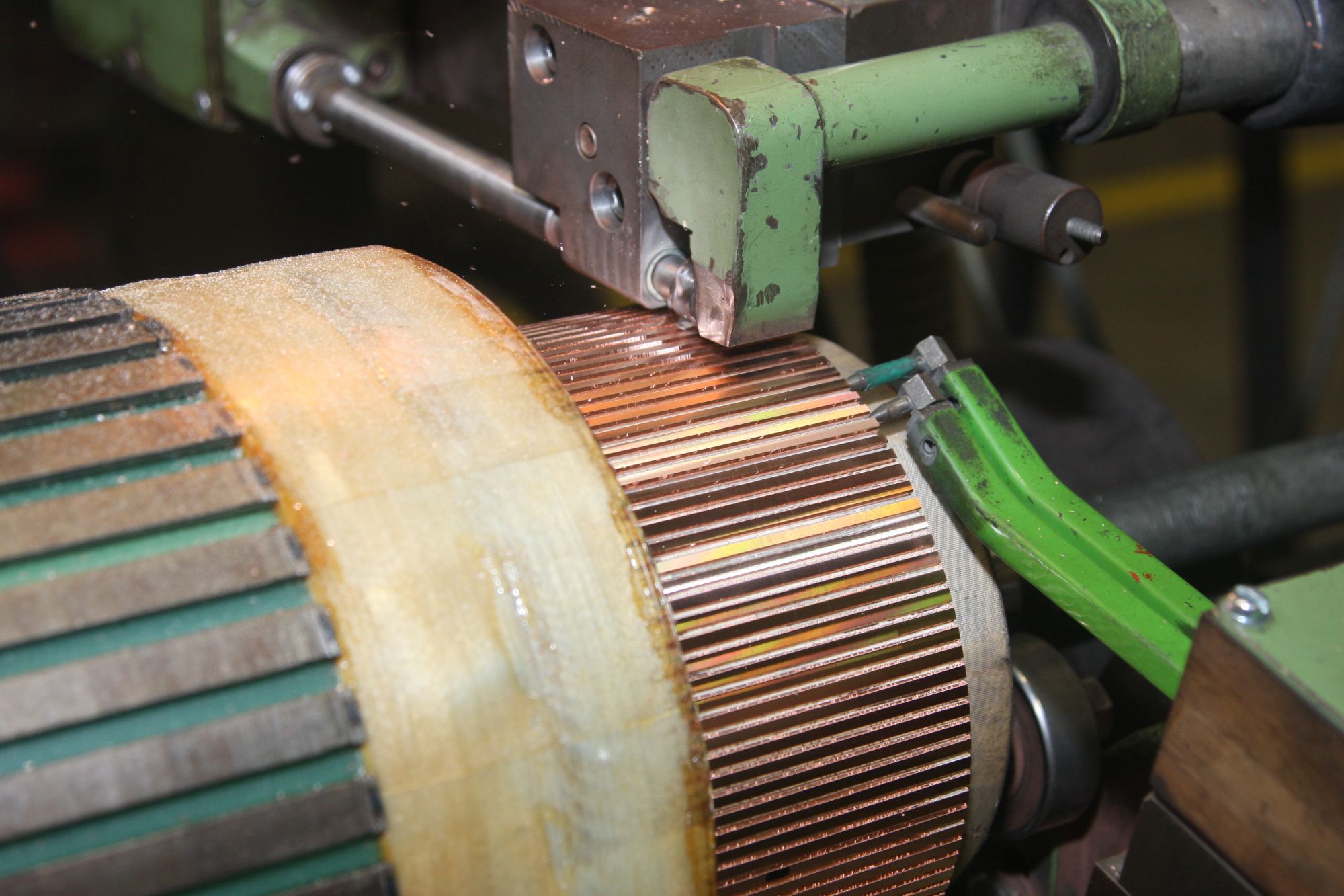 Overhaul traction motor