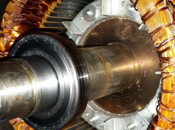 Replacing bearings of cooling fans